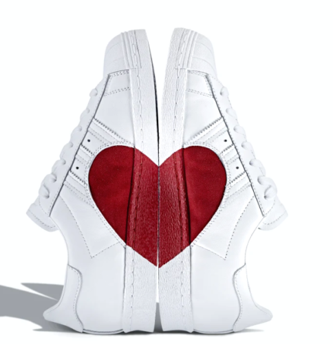 adidas women's superstar heart shoes